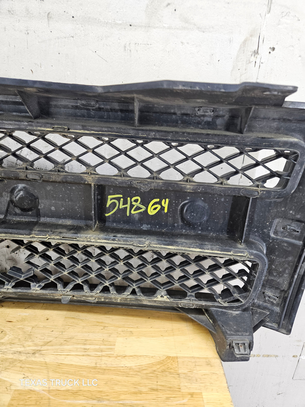 2007-2013 Chevrolet Silverado 1500 Black Grille