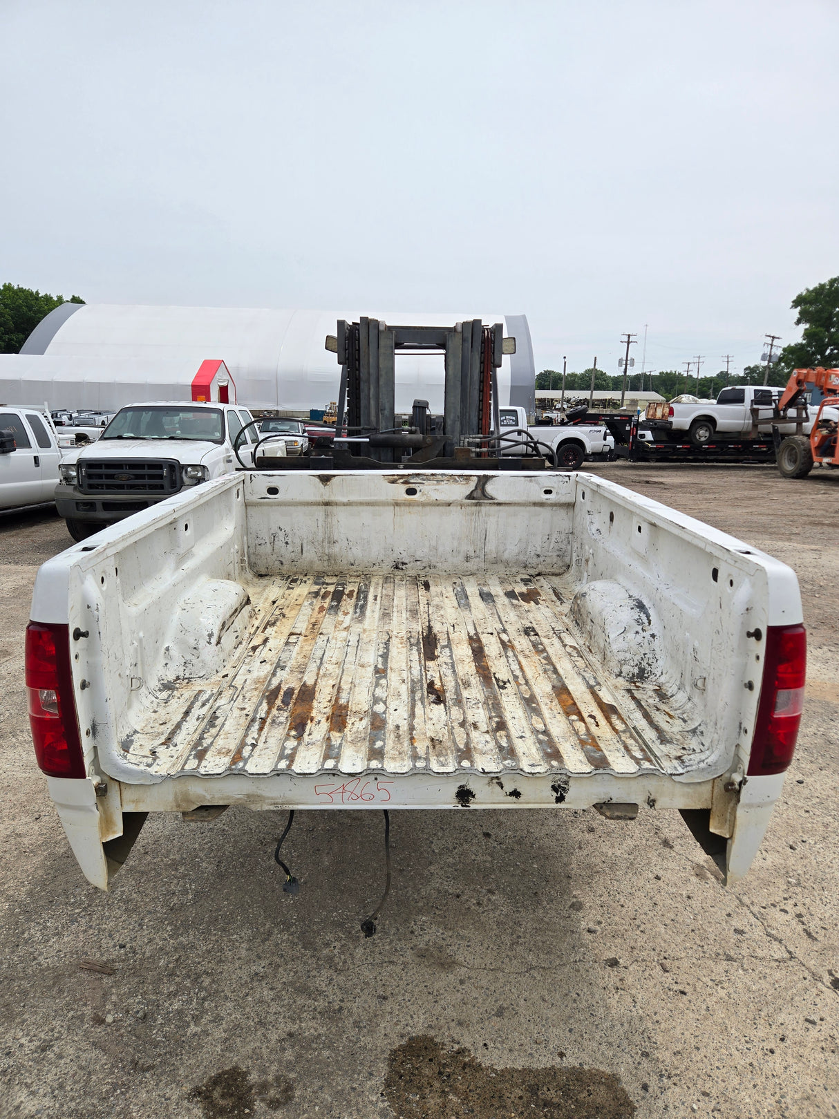 2007-2013 Chevrolet Silverado 1500 2500 3500 HD 6' 6" Short Truck Bed