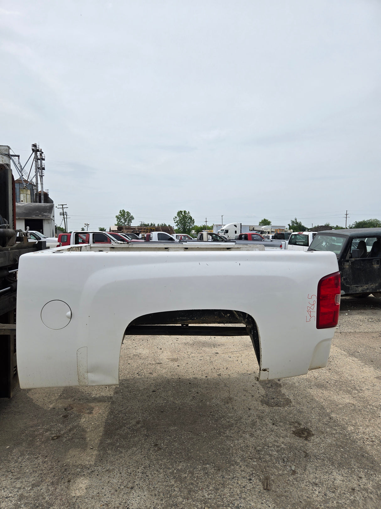 2007-2013 Chevrolet Silverado 1500 2500 3500 HD 6' 6" Short Truck Bed