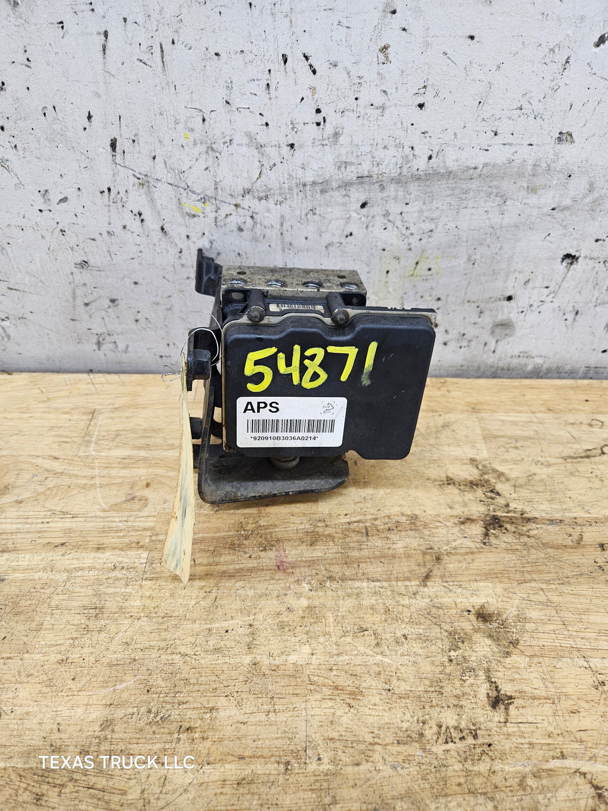2009-2013 Chevrolet Silverado GMC 1500 ABS Pump Module Control Assembly