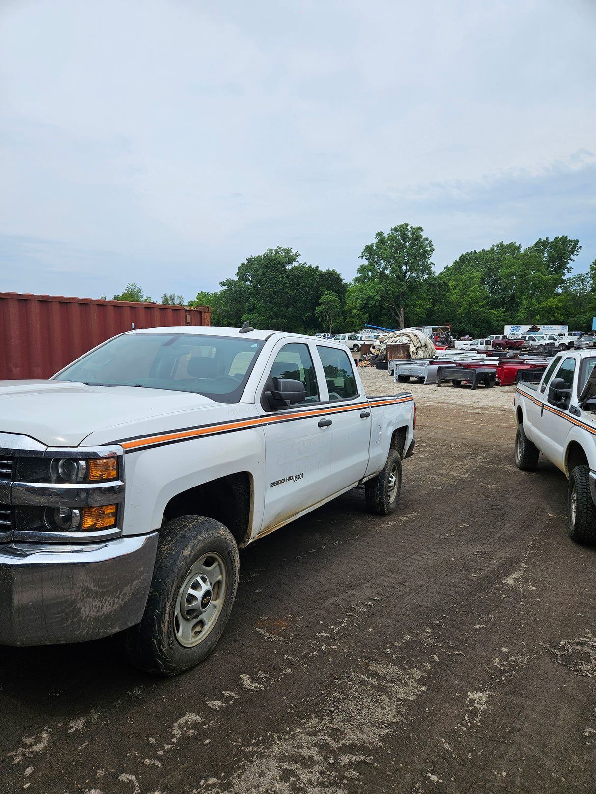 2018 Chevrolet Silverado 2500HD Crew Cab Short Bed 4wd - FULL PART OUT