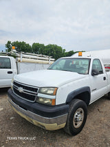 2006 Chevrolet Silverado 2500HD Regular Cab 8' Long Bed - FULL PART OUT