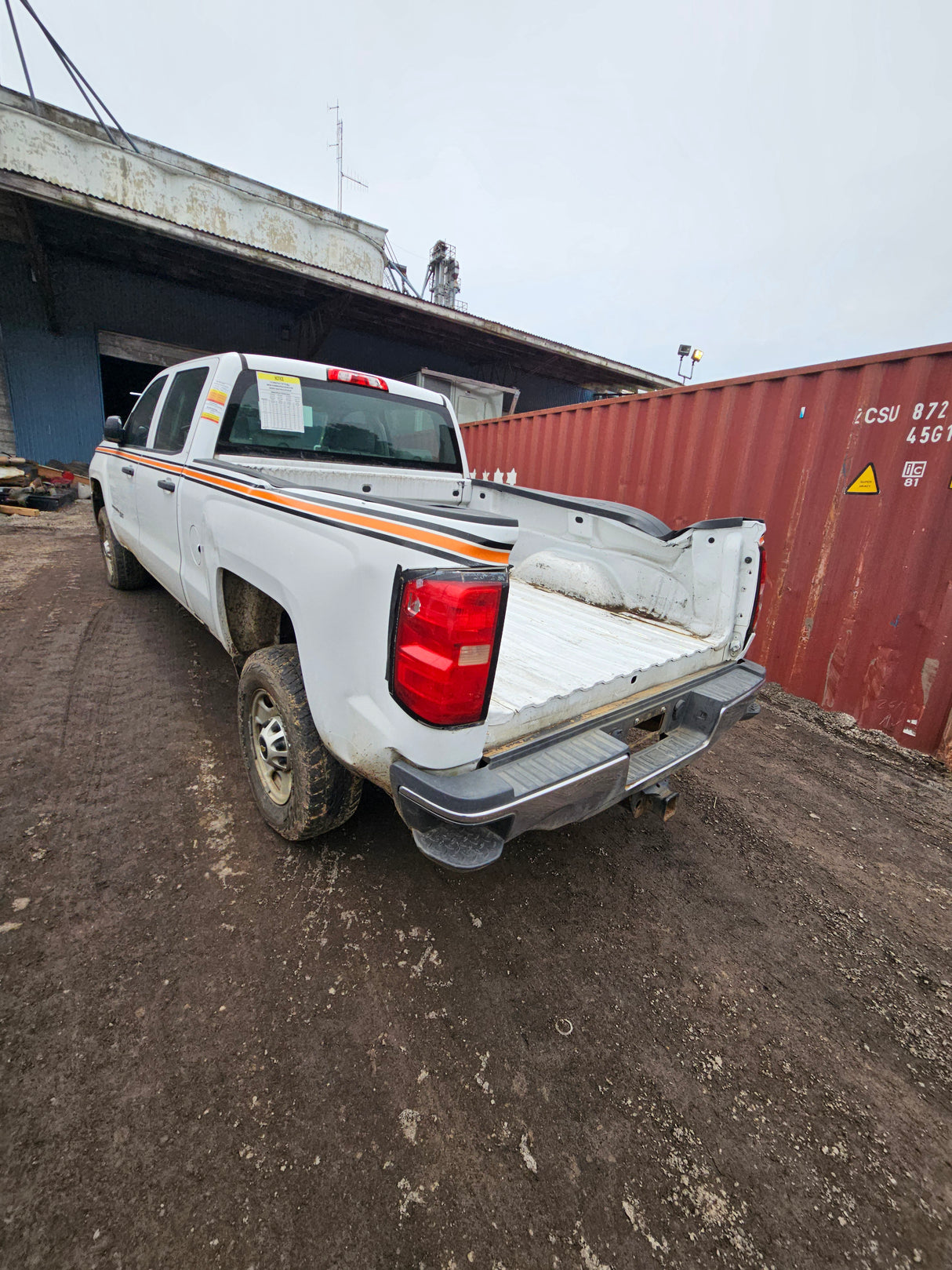 2018 Chevrolet Silverado 2500HD Crew Cab Short Bed 4wd - FULL PART OUT