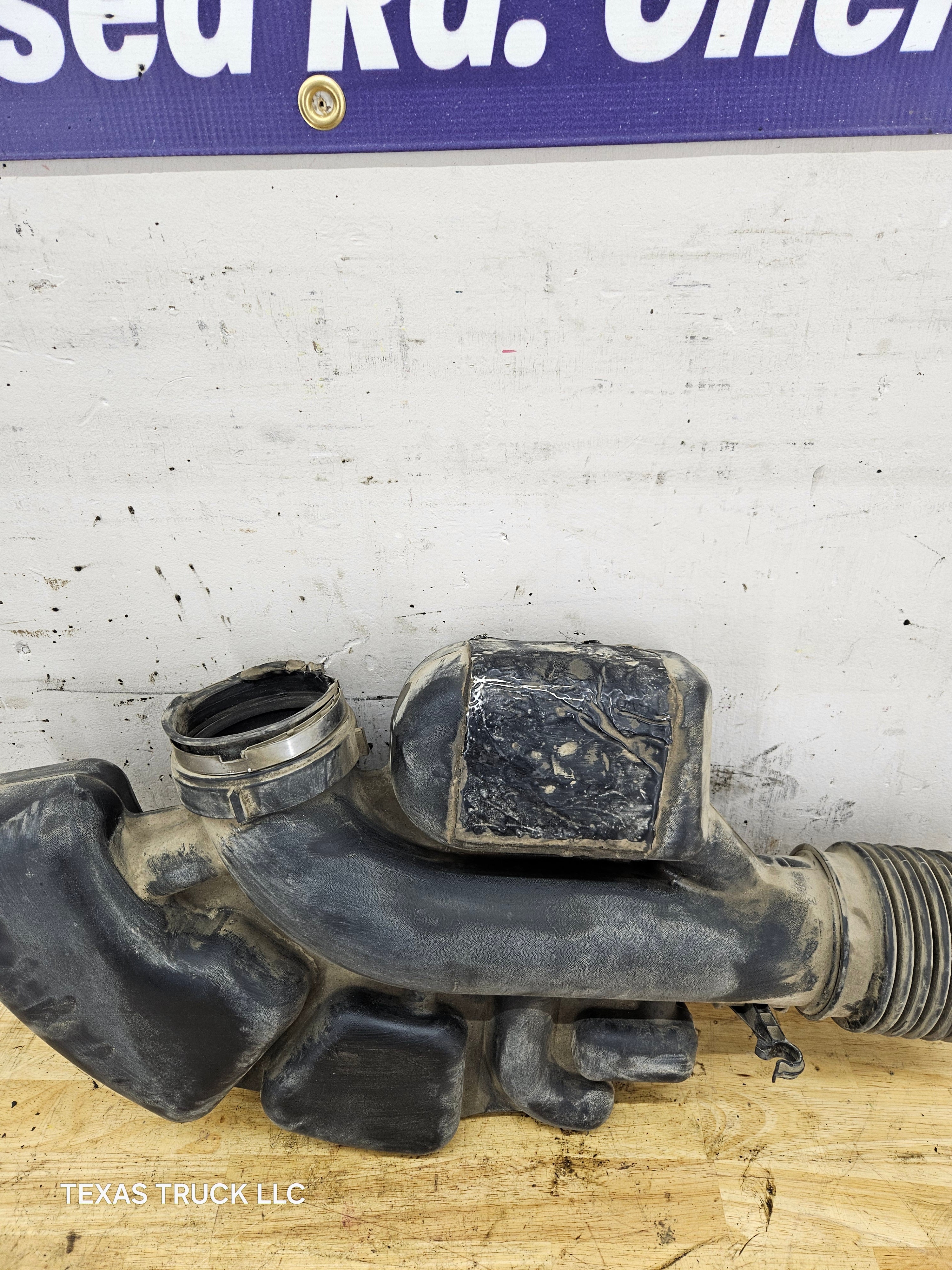 ぶんぶん 2008-2010 Ford F250 F350 Super Duty 5.4 V8 OEM Air Intake