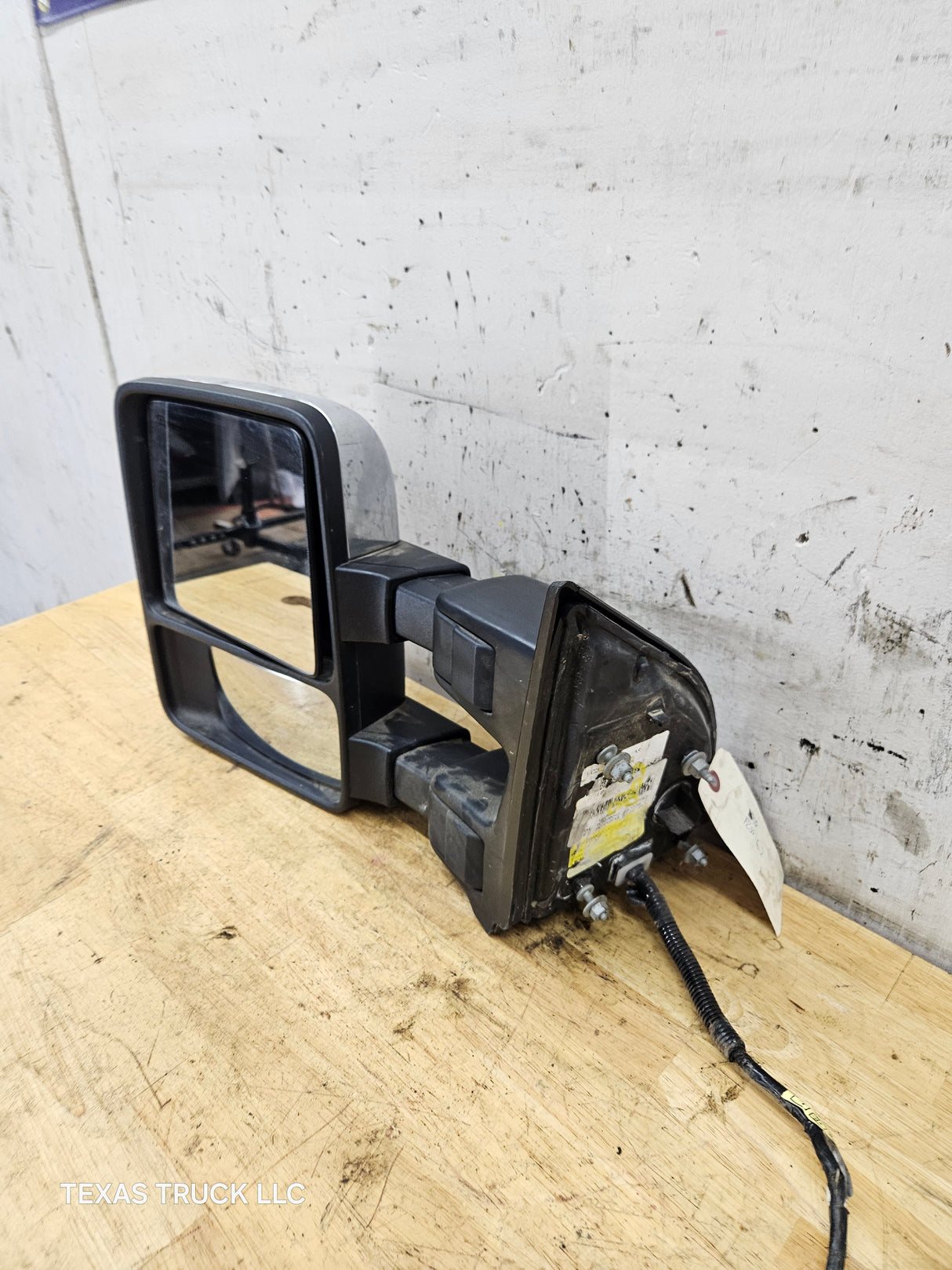 2008-2016 Ford Super Duty F250 F350 F450 F550 LH Driver Side Power Fold & Telescope Heated Towing Mirror OEM