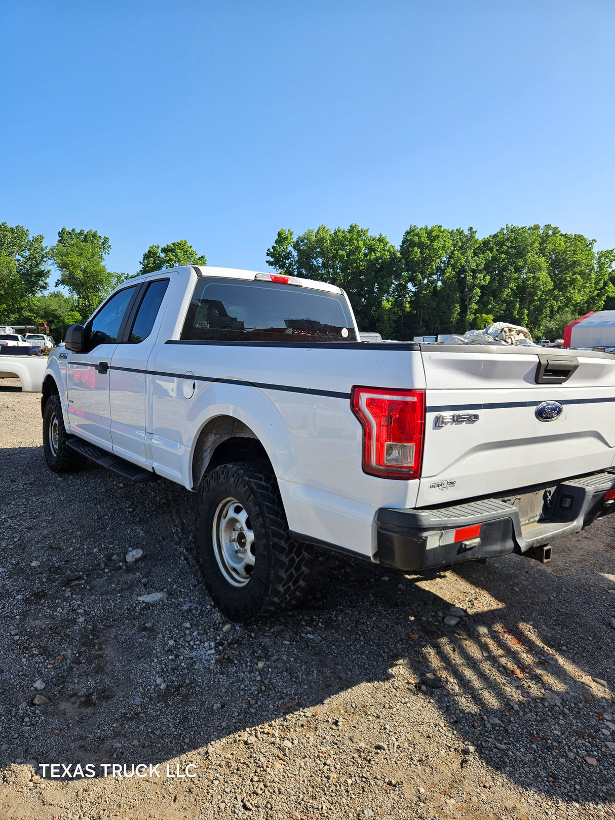 2015 Ford F-150 Extended Cab 6.5' Bed 4 Door  - FULL PART OUT Rust free