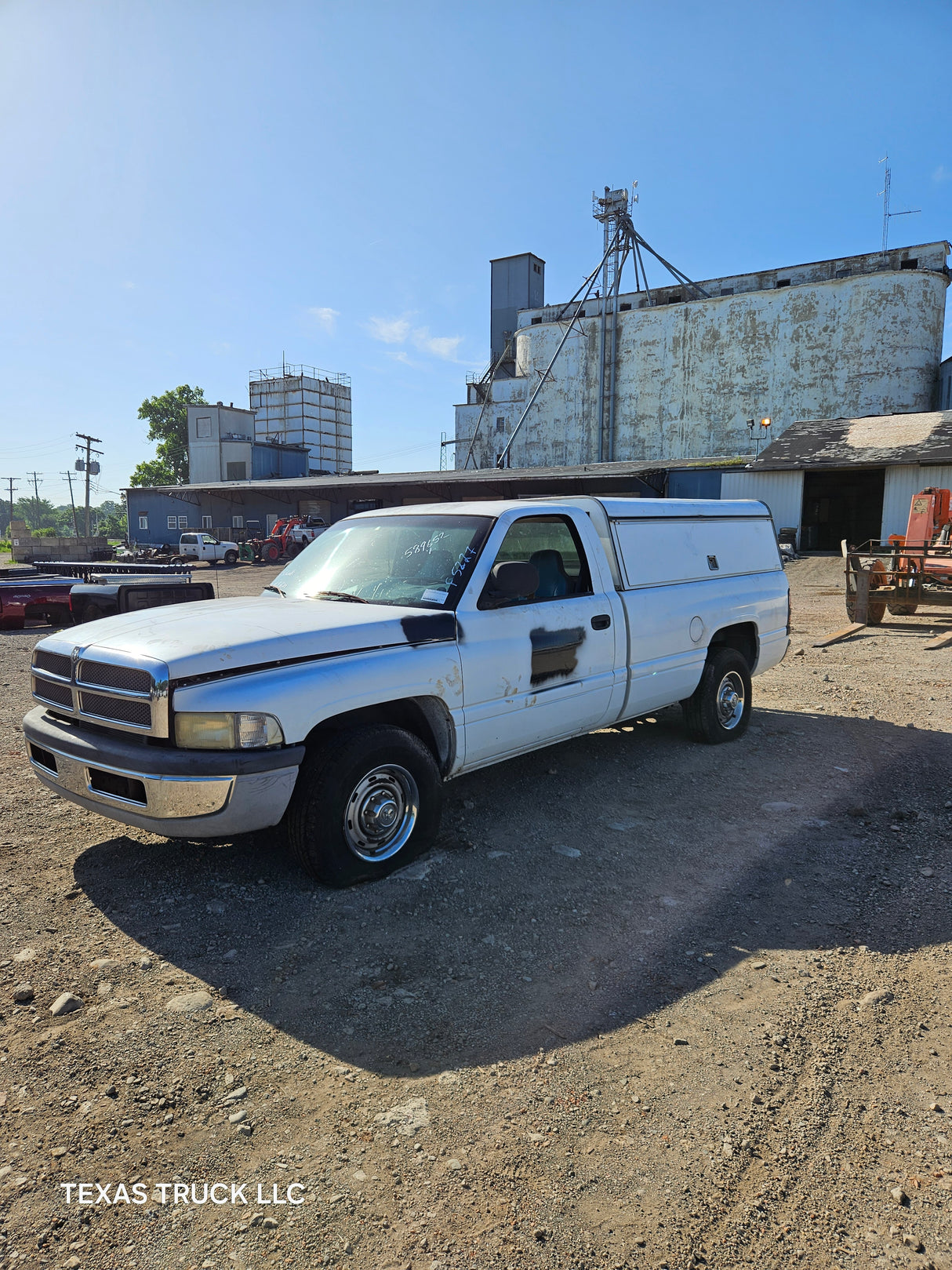 1999 Dodge Ram 2500 Regular Cab Long Bed - FULL PART OUT Rust Free