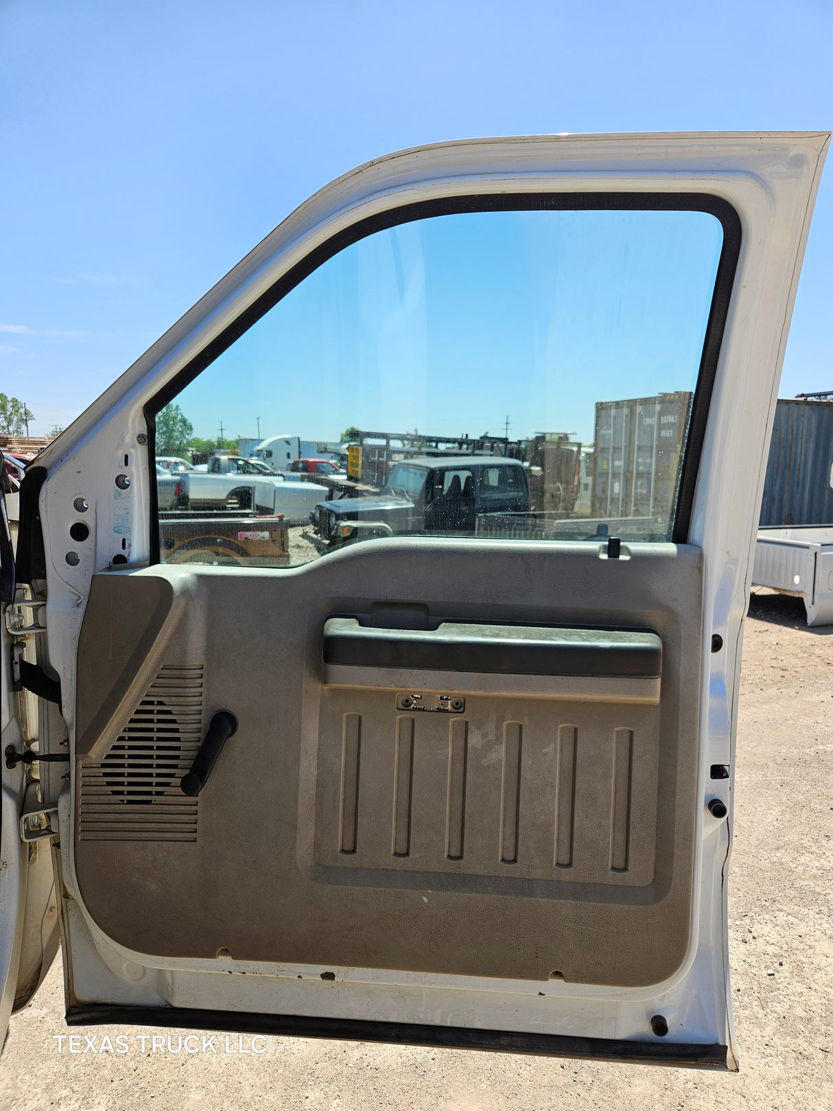 2008-2010 Ford Super Duty F250 F350 F450 F550 Regular Cab 2 door