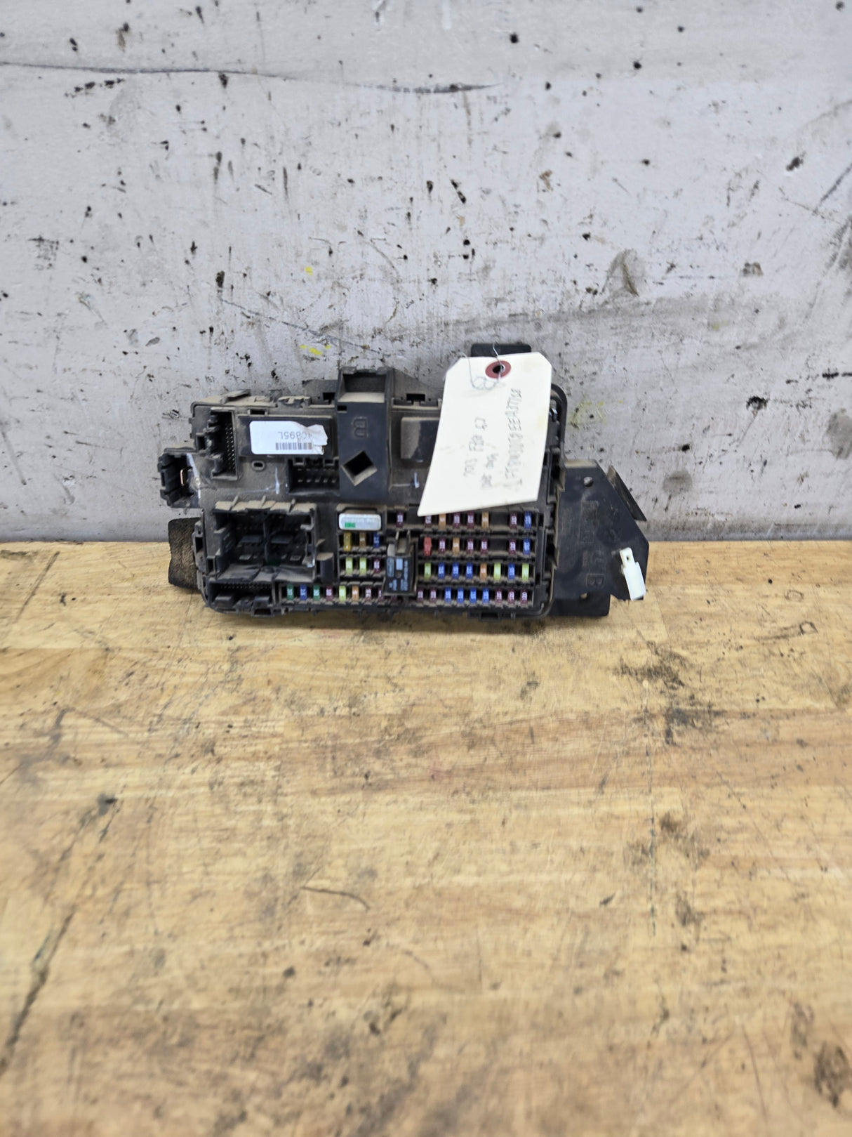 2013 Ford F250 F350 F450 F550 BCM Body Control Module Computer Fuse Junction Box 6.7L Power Stroke OEM EC3T-15604-BA