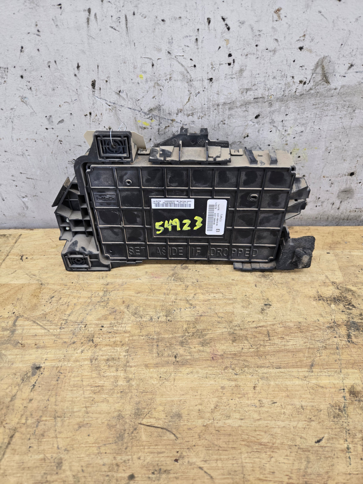 2013 Ford F250 F350 F450 F550 BCM Body Control Module Computer Fuse Junction Box 6.7L Power Stroke OEM EC3T-15604-BA