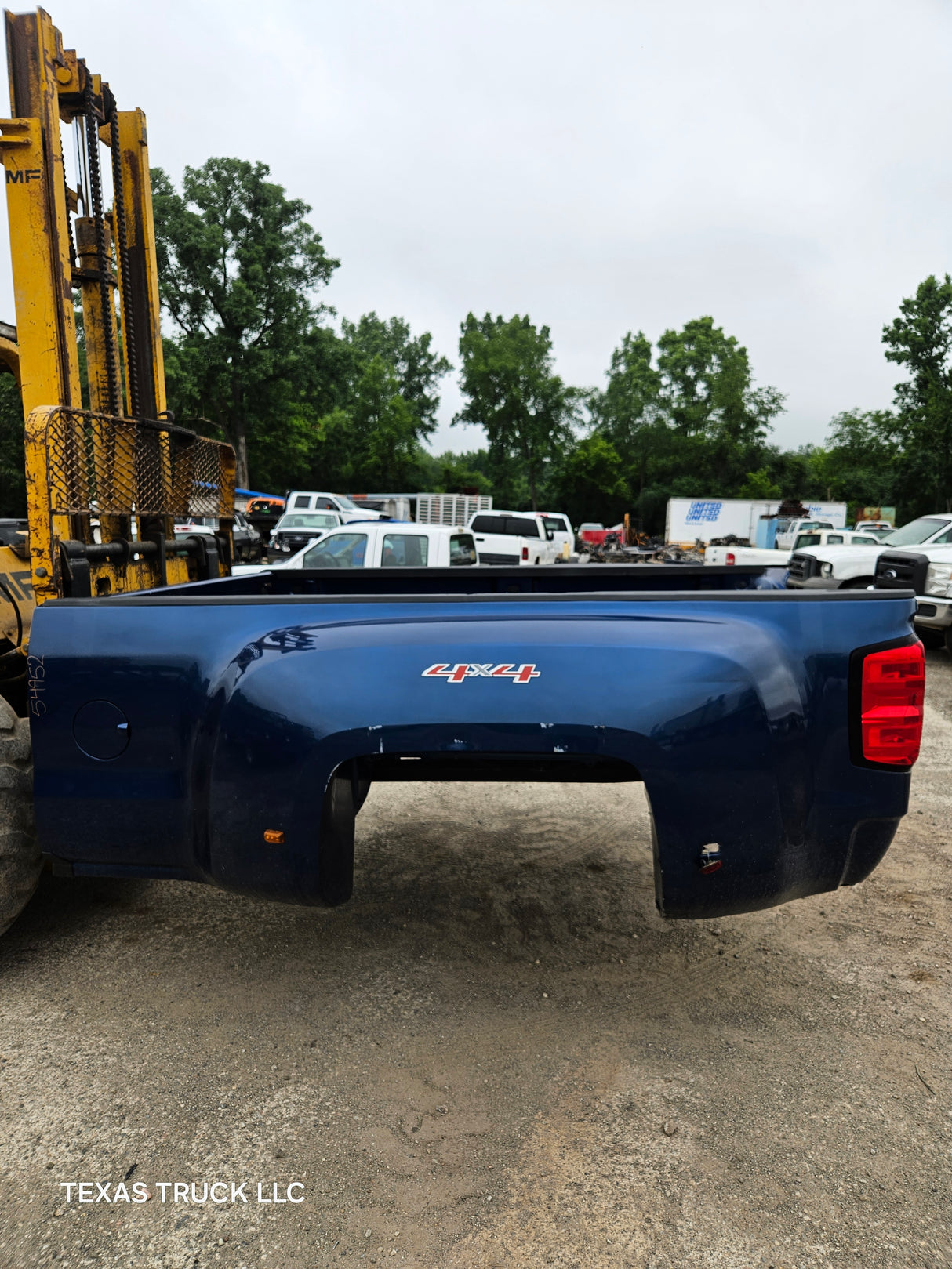 2014-2019 Chevrolet Silverado / GMC Sierra 3500 HD 8' Dually Truck Bed