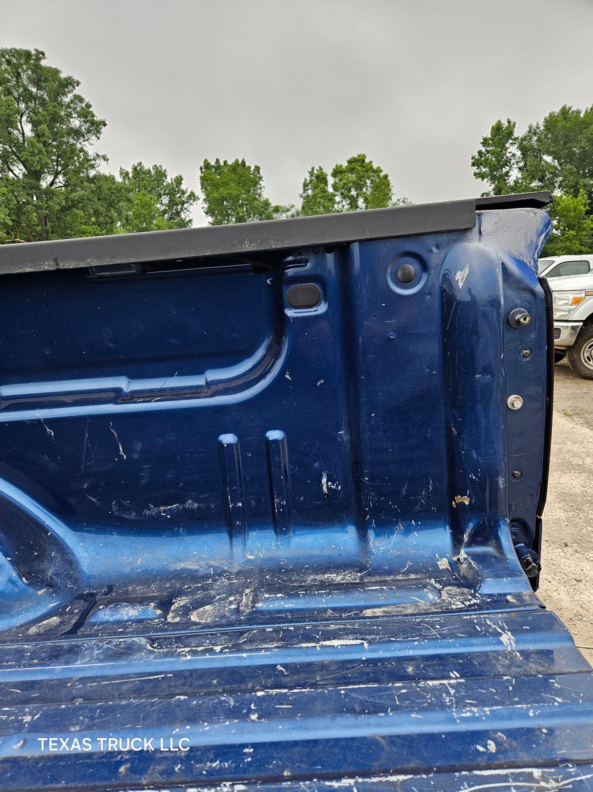 2014-2019 Chevrolet Silverado / GMC Sierra 3500 HD 8' Dually Truck Bed