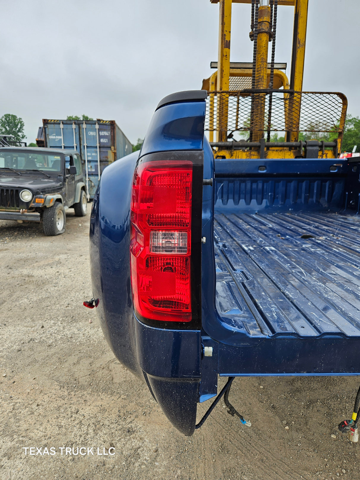 2014-2019 Chevrolet Silverado / GMC Sierra 3500 HD 8' Dually Truck Bed
