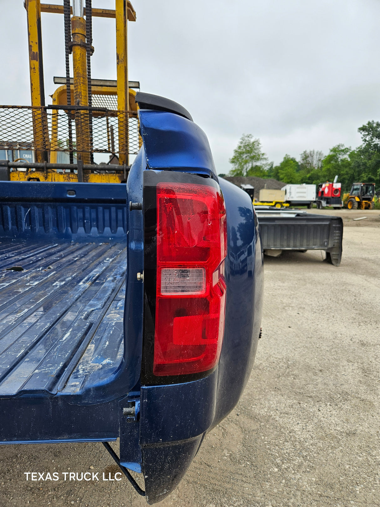 2014-2019 Chevrolet Silverado / GMC Sierra 3500 HD 8' Dually Truck Bed