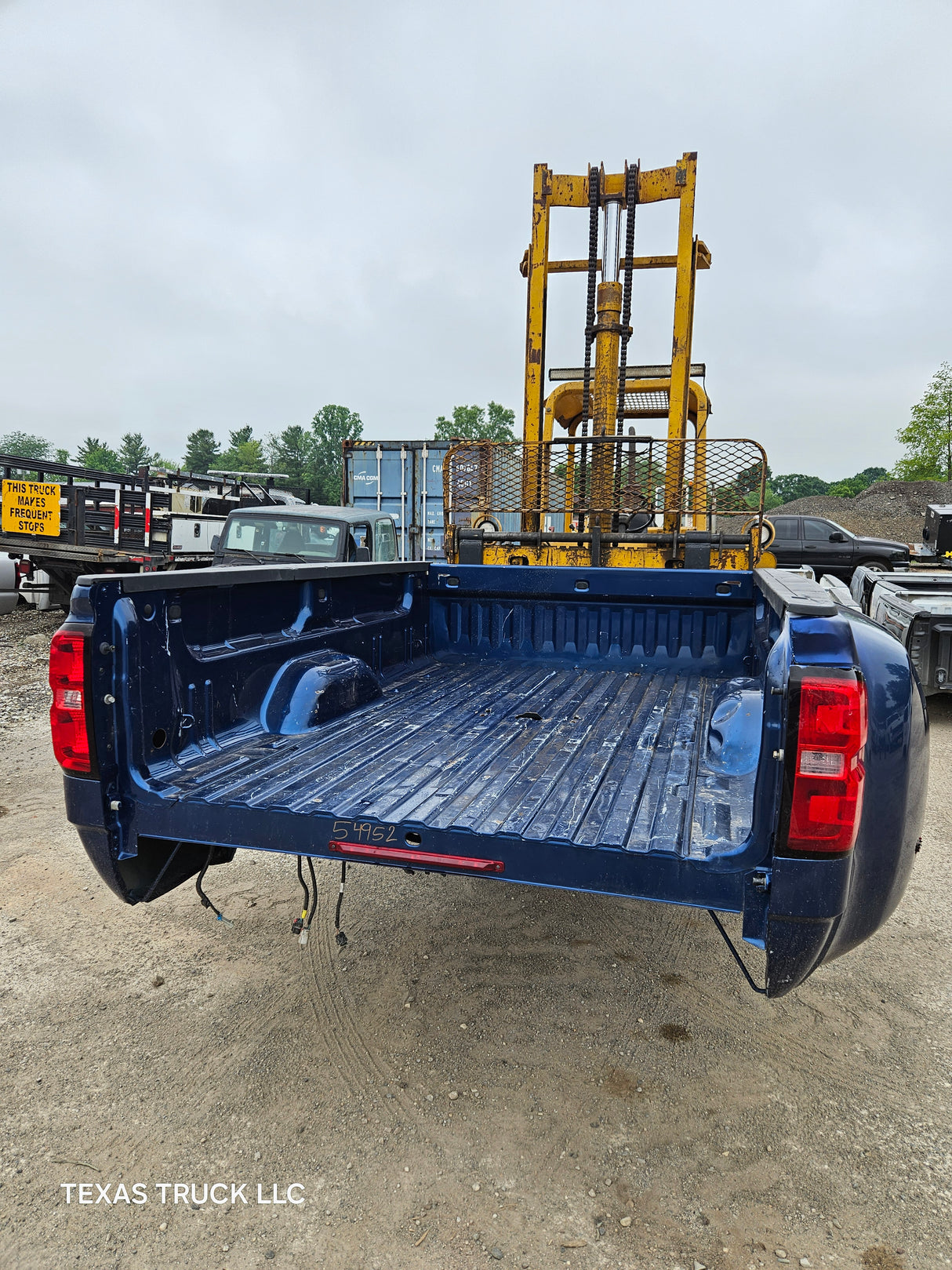 2014-2019 Chevrolet Silverado / GMC Sierra 3500 HD 8' Dually Truck Bed