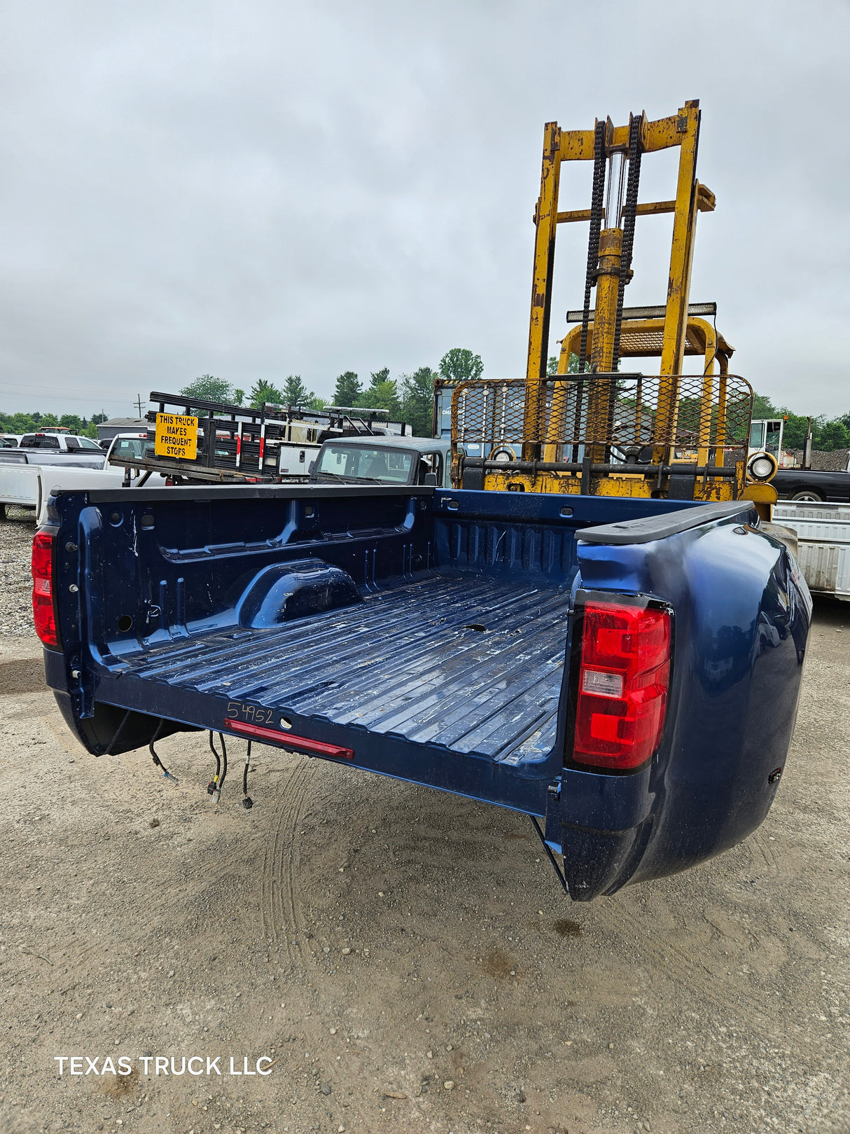2014-2019 Chevrolet Silverado / GMC Sierra 3500 HD 8' Dually Truck Bed