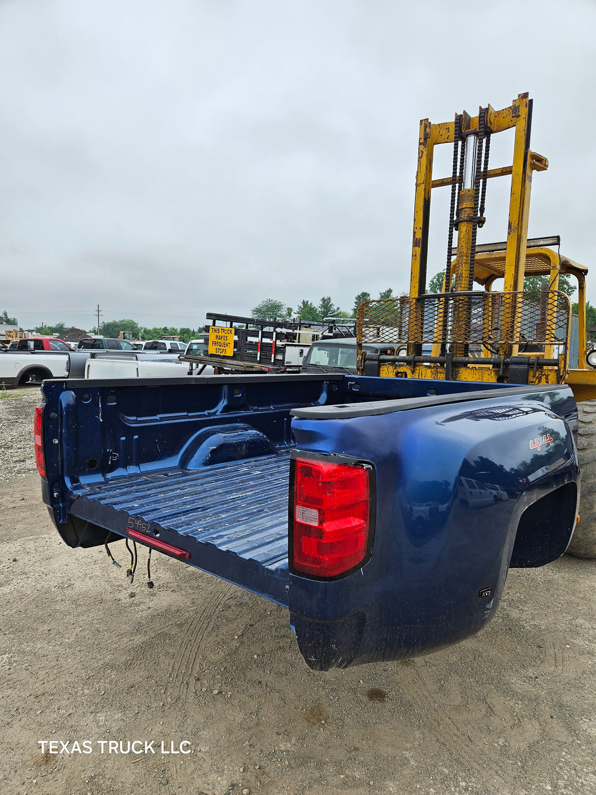 2014-2019 Chevrolet Silverado / GMC Sierra 3500 HD 8' Dually Truck Bed