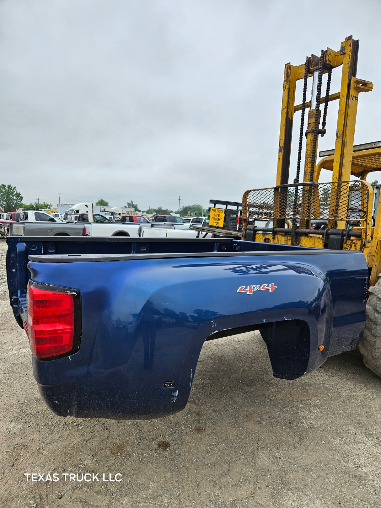 2014-2019 Chevrolet Silverado / GMC Sierra 3500 HD 8' Dually Truck Bed