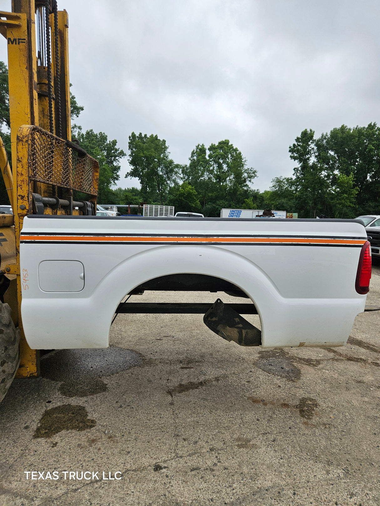 2011-2016 Ford F250 F350 Super Duty 6' 9" Short Truck Bed