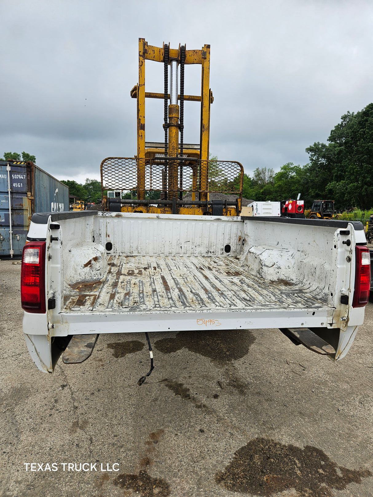 2011-2016 Ford F250 F350 Super Duty 6' 9" Short Truck Bed