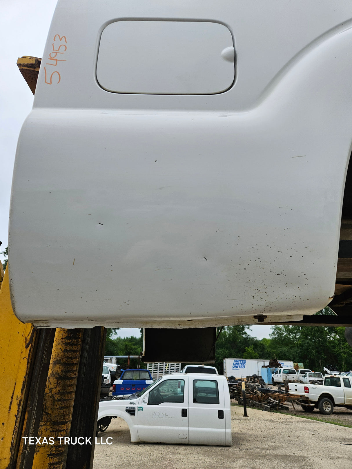 2011-2016 Ford F250 F350 Super Duty 6' 9" Short Truck Bed