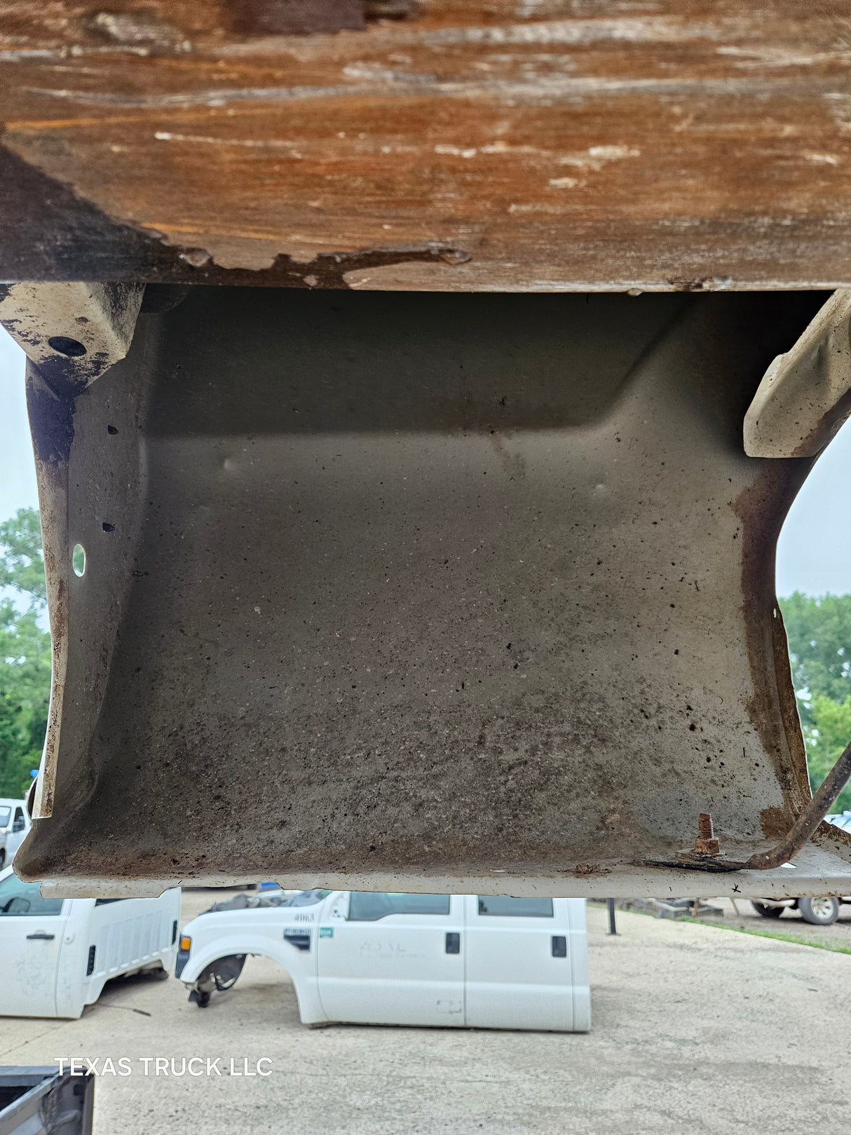 2011-2016 Ford F250 F350 Super Duty 6' 9" Short Truck Bed