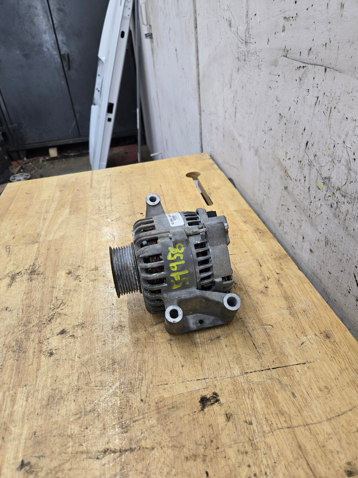 2003-2007 Ford 6.0L Power Stroke Alternator Ultima Select 392559