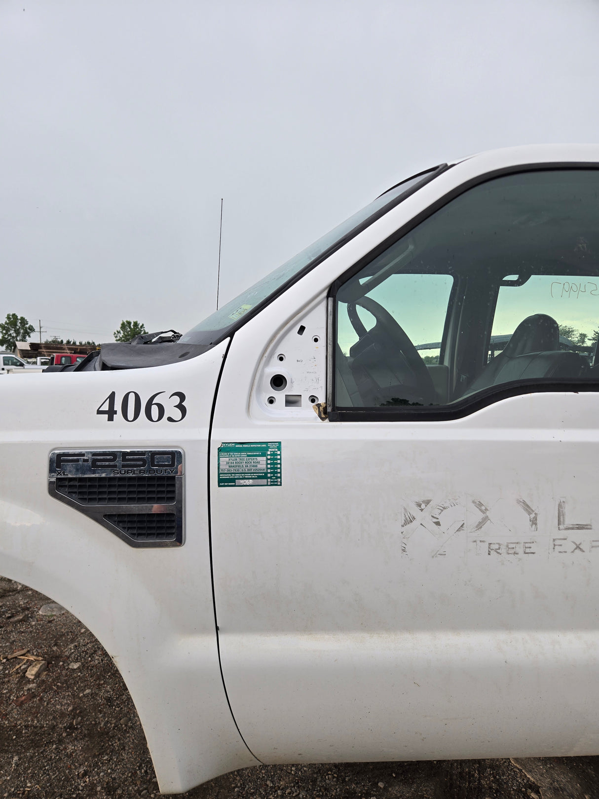 2008-2010 Ford Super Duty Crew Cab F250 F350 F450 F550 XL