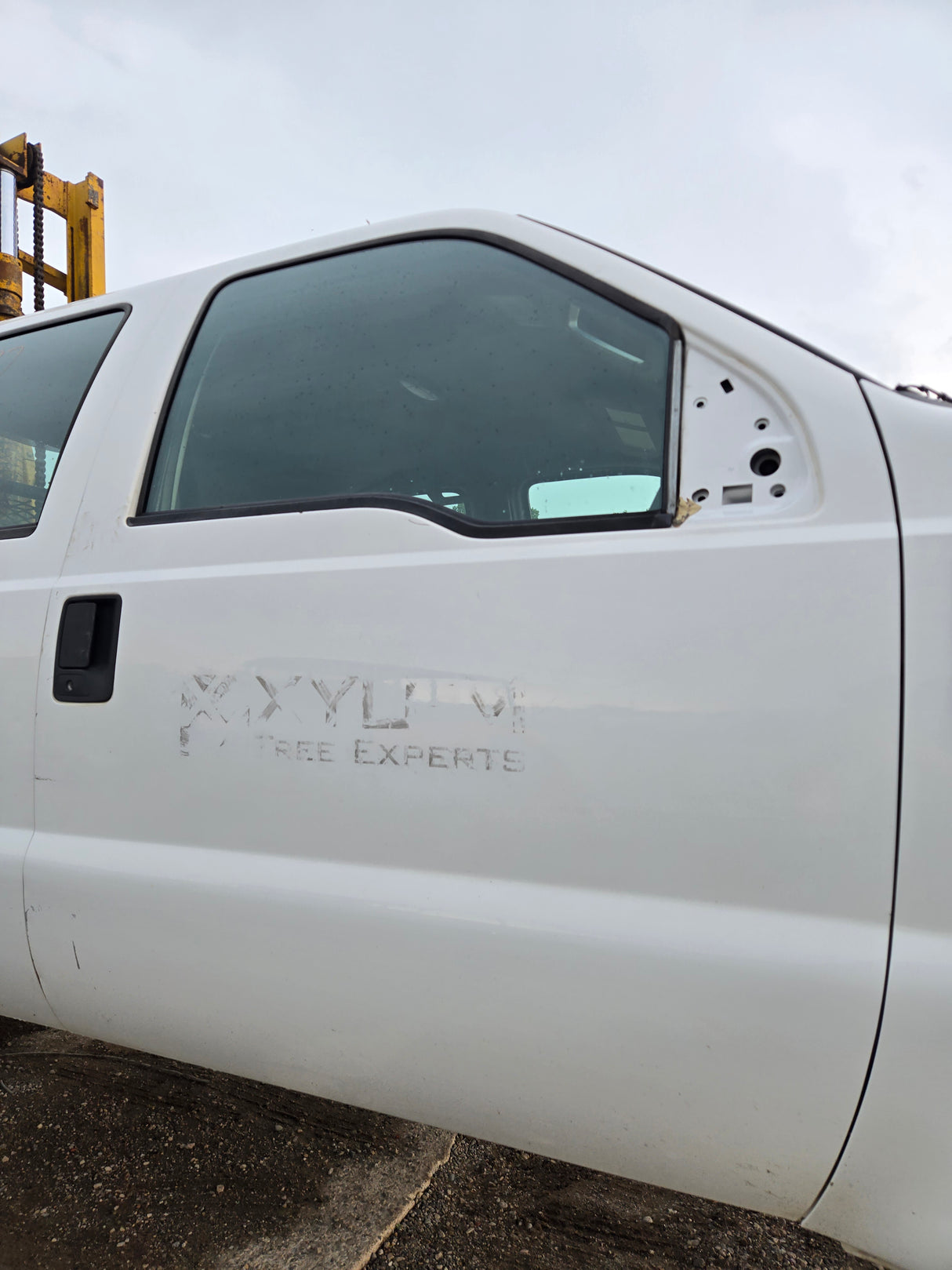 2008-2010 Ford Super Duty Crew Cab F250 F350 F450 F550 XL