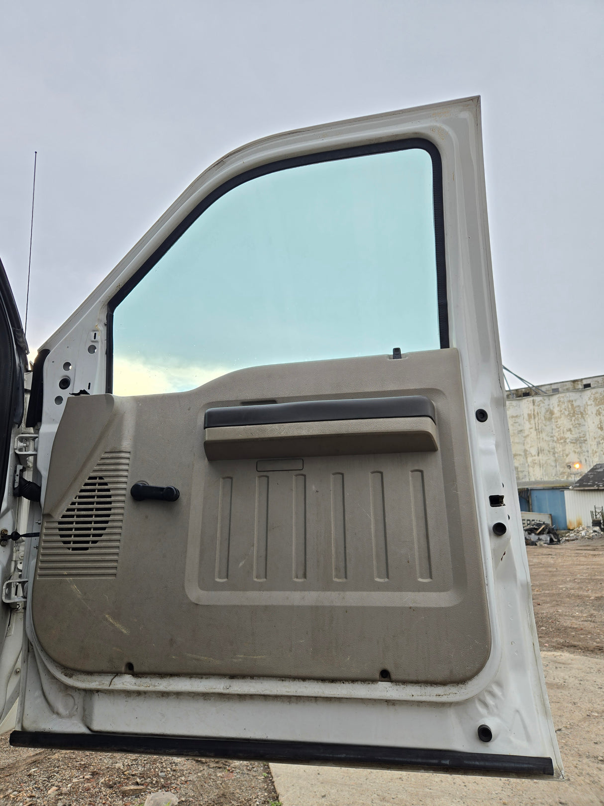 2008-2010 Ford Super Duty Crew Cab F250 F350 F450 F550 XL