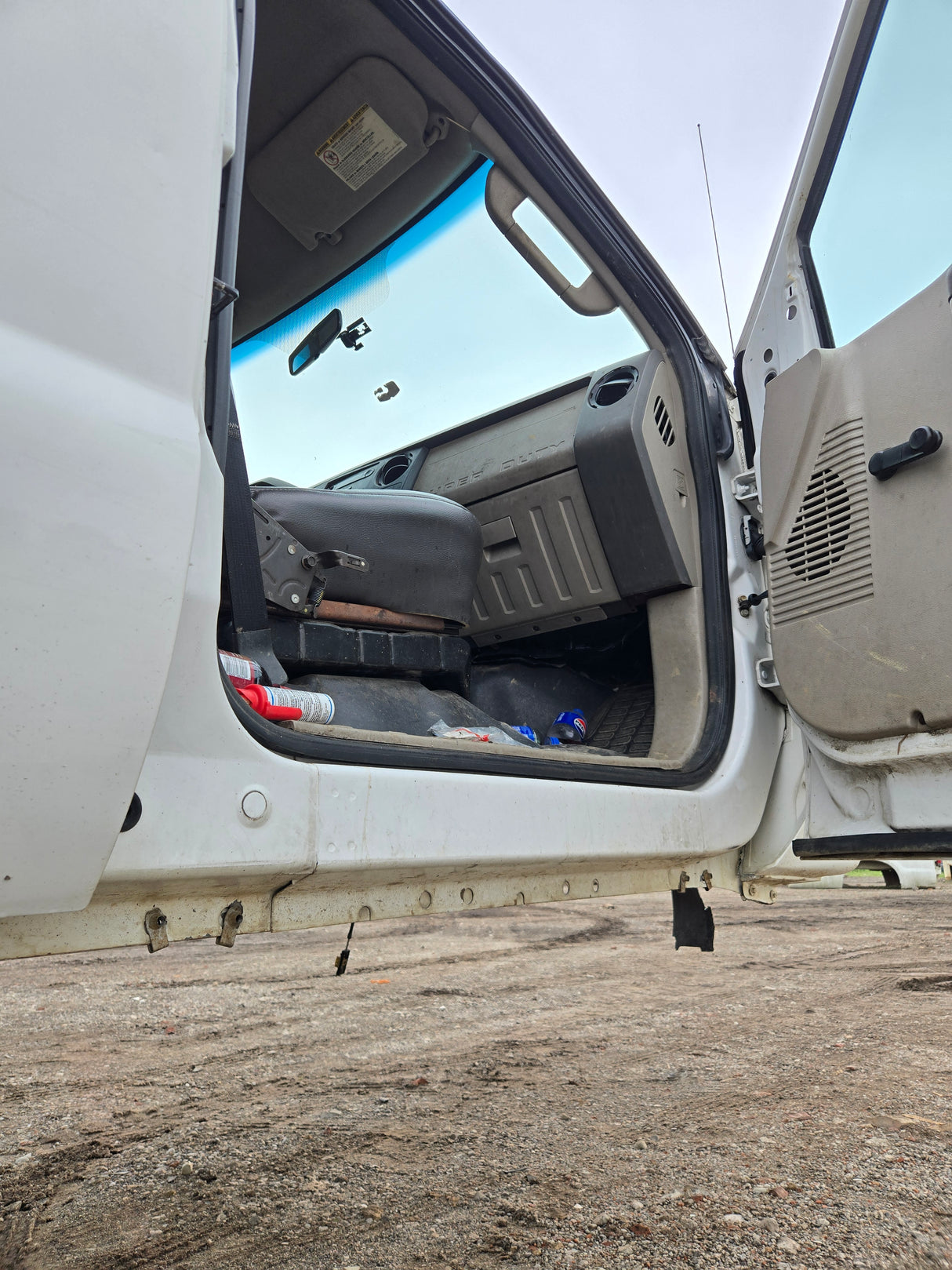 2008-2010 Ford Super Duty Crew Cab F250 F350 F450 F550 XL