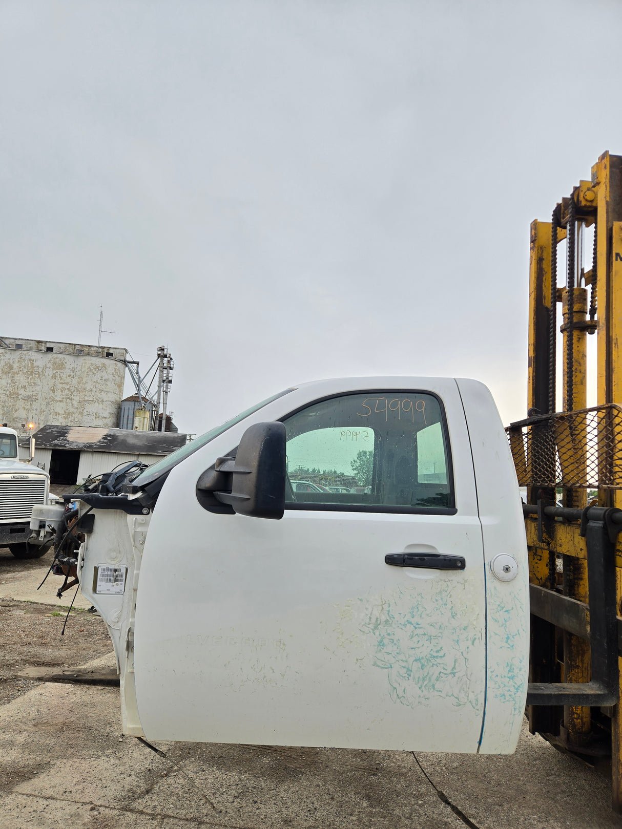 2007-2013 Chevrolet Silverado / GMC Sierra 1500 2500 3500 HD Regular Cab 2 door Cab