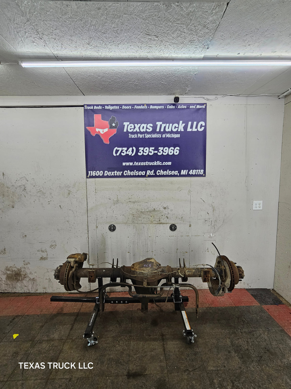 1999-2001 Ford Super Duty F250 F350 SRW Rear Axle 3.73 Ratio