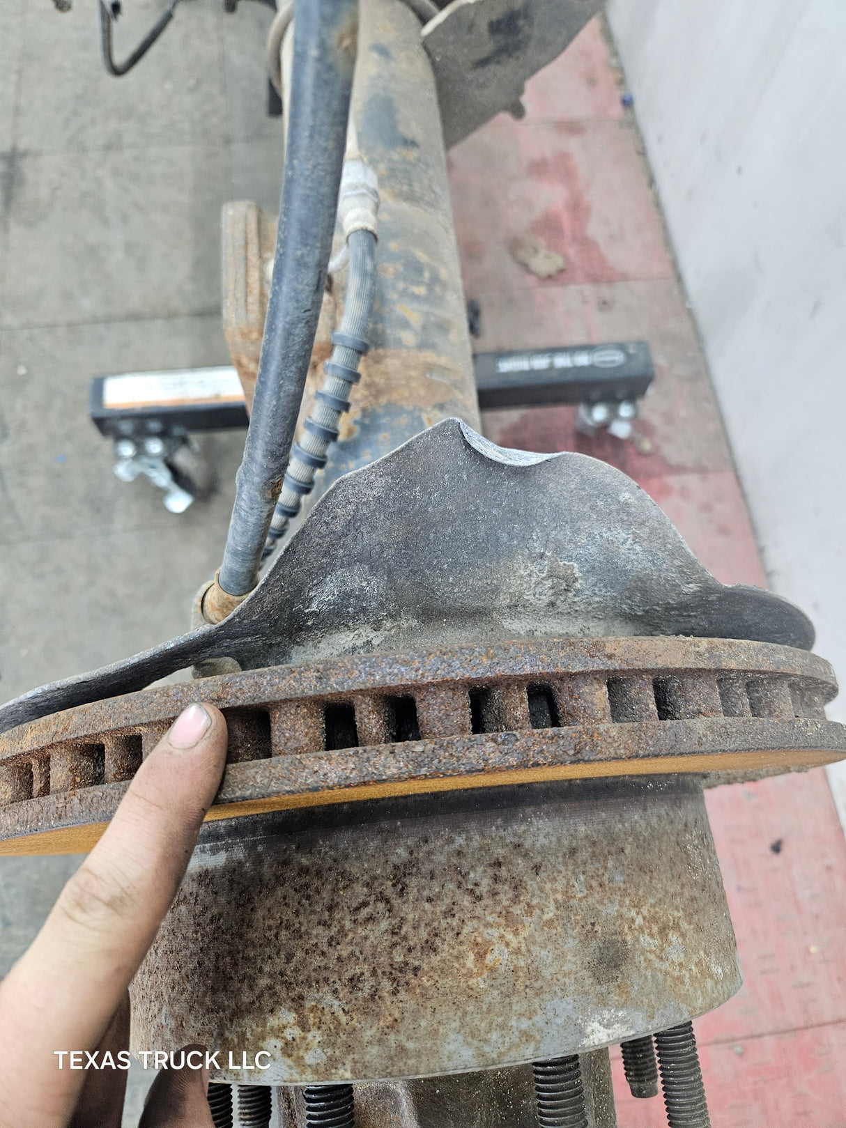 1999-2001 Ford Super Duty F250 F350 SRW Rear Axle 3.73 Ratio