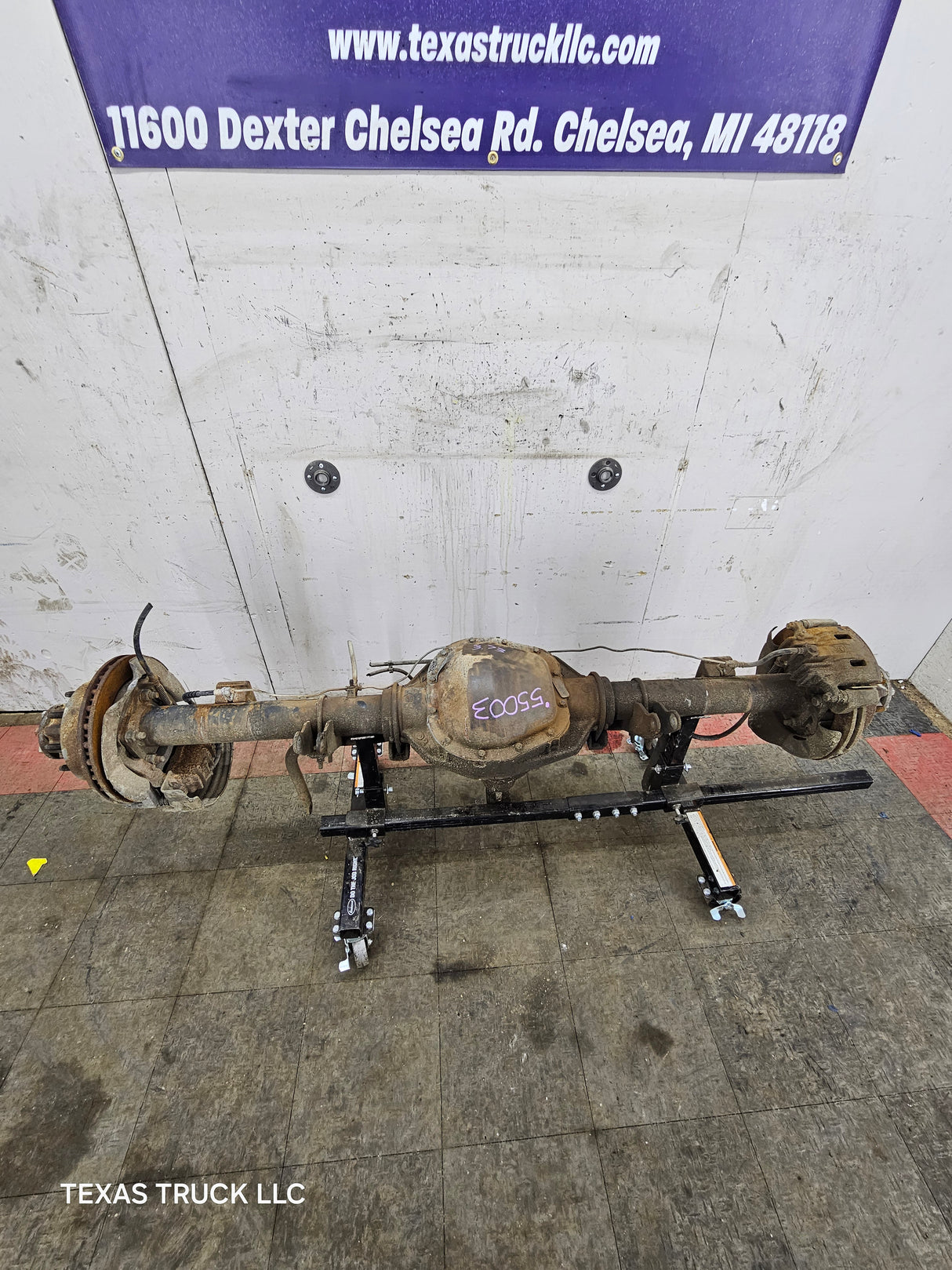 1999-2001 Ford Super Duty F250 F350 SRW Rear Axle 3.73 Ratio