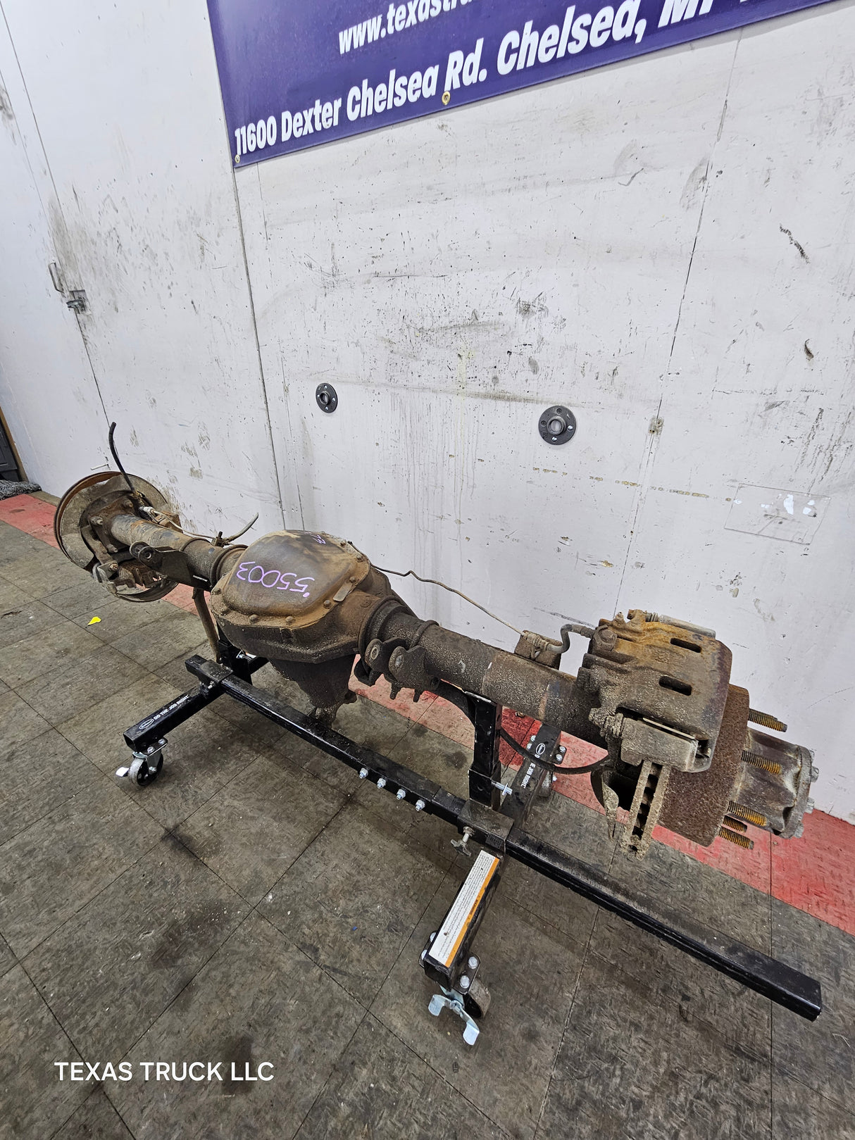 1999-2001 Ford Super Duty F250 F350 SRW Rear Axle 3.73 Ratio