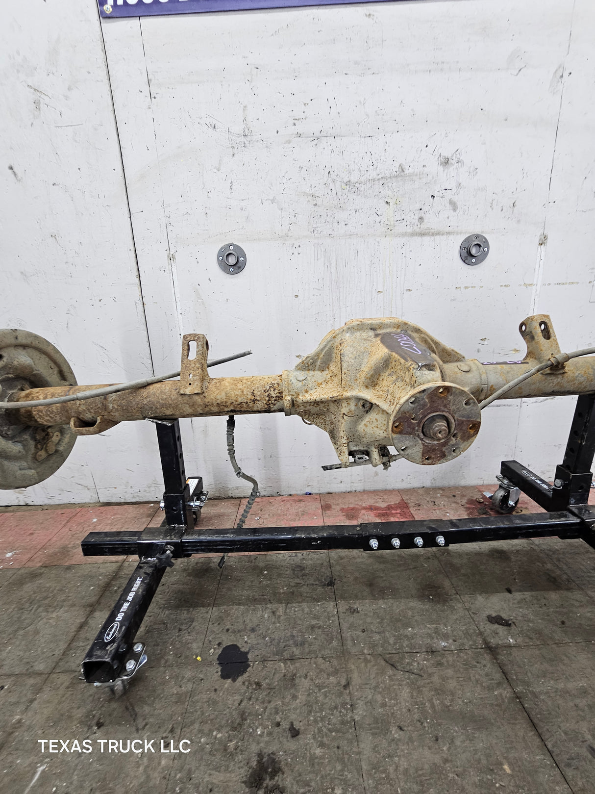 1997-1999 Ford F150 Rear Axle 3.55 Gear Ratio 87k miles Limited Slip