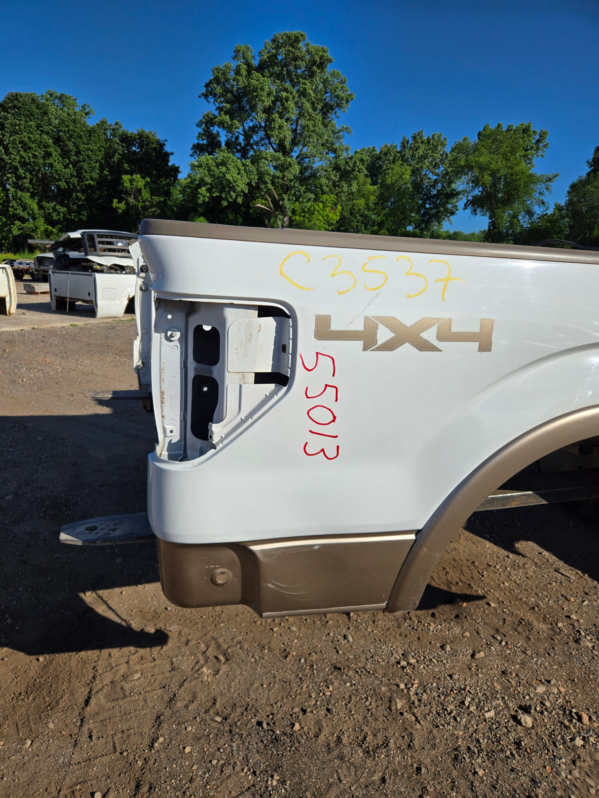 2009-2014 Ford F150 5' 6" Short Truck Bed - White & Tan