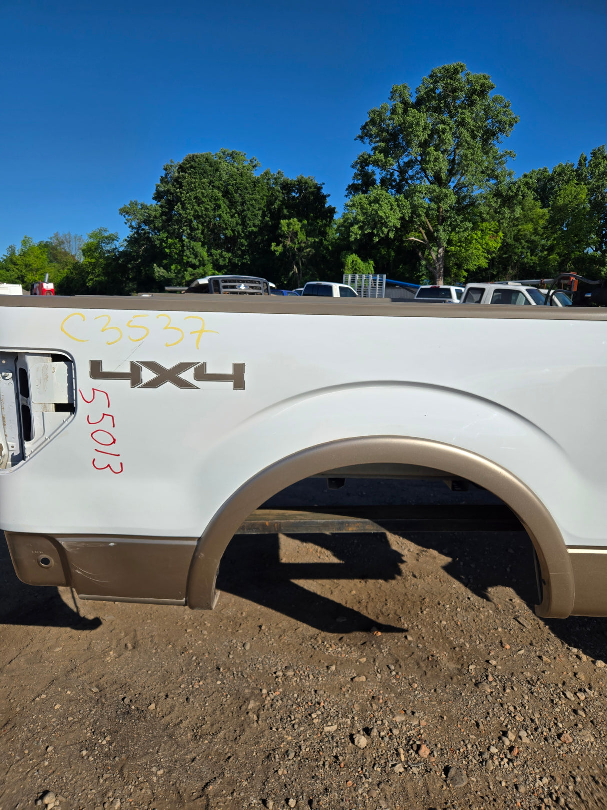 2009-2014 Ford F150 5' 6" Short Truck Bed - White & Tan