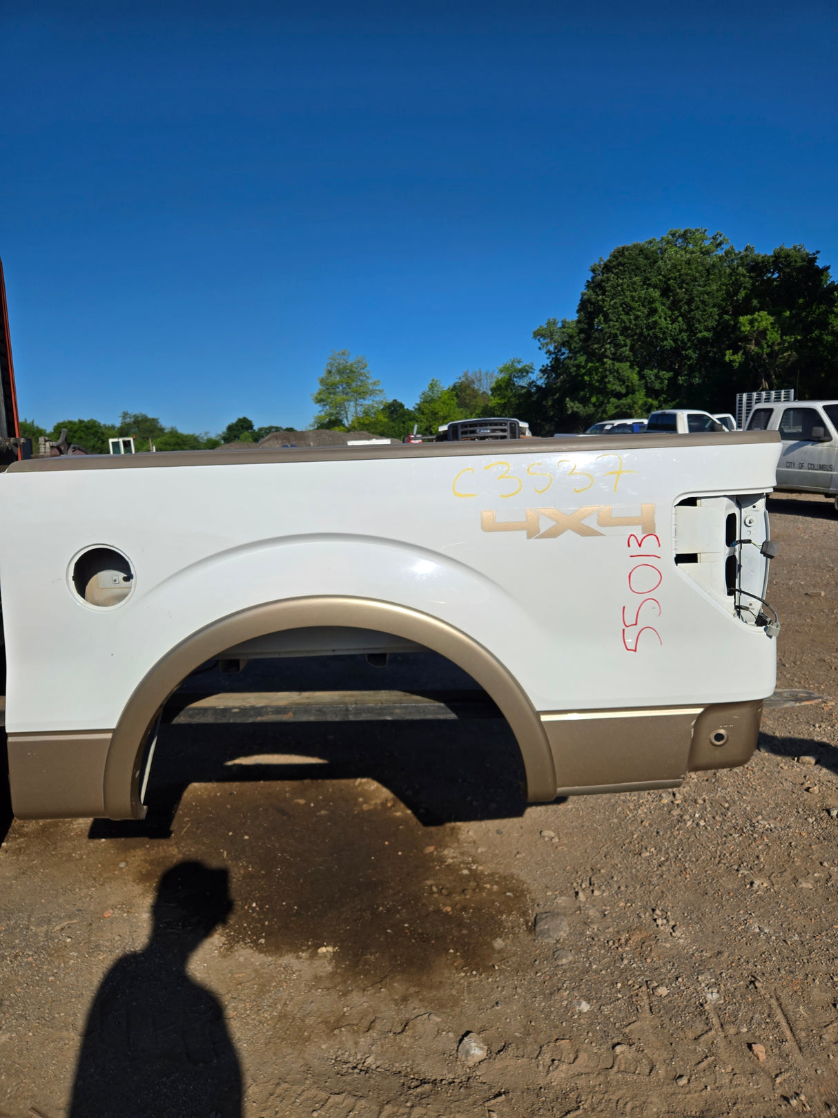 2009-2014 Ford F150 5' 6" Short Truck Bed - White & Tan