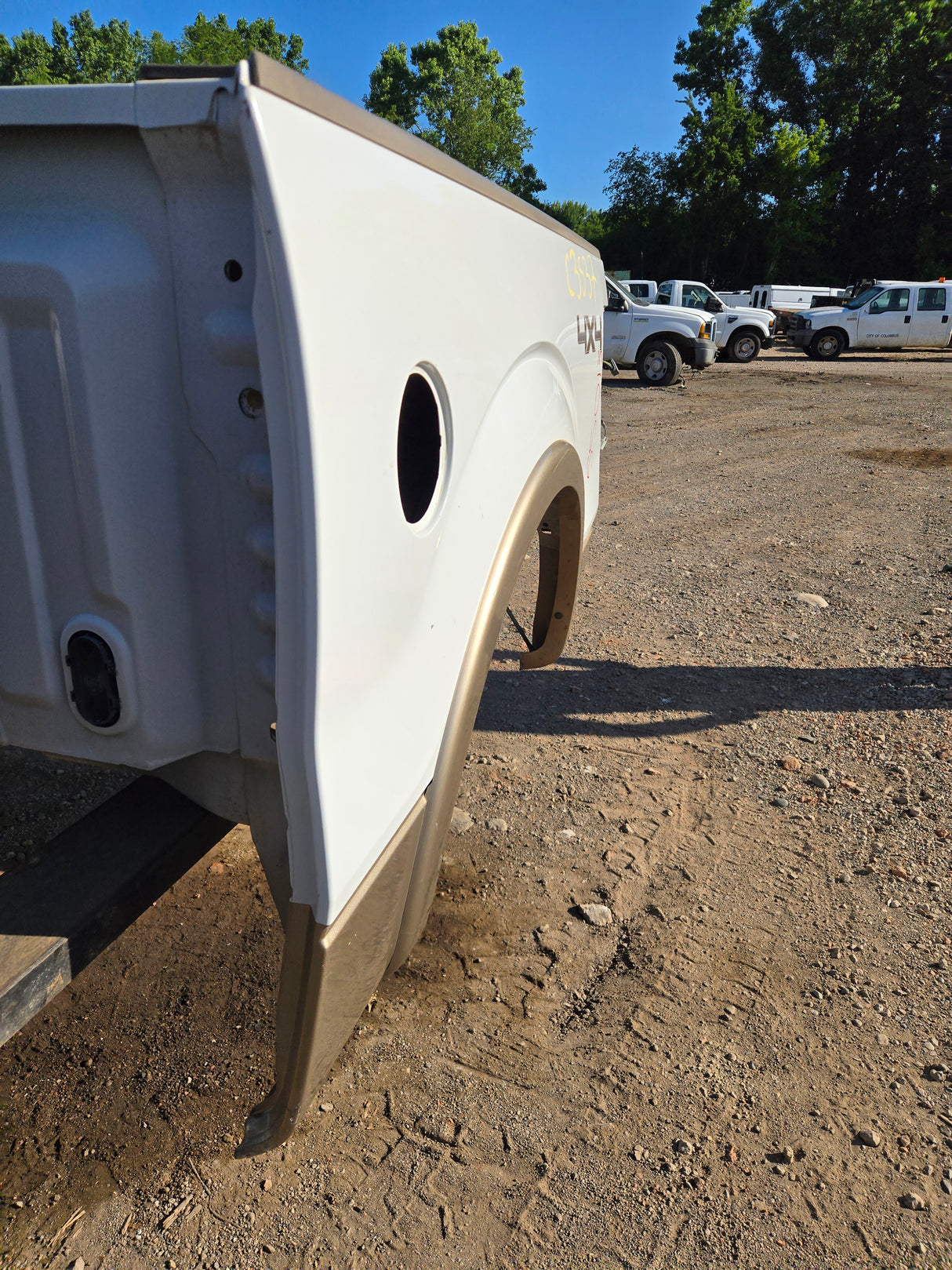 2009-2014 Ford F150 5' 6" Short Truck Bed - White & Tan