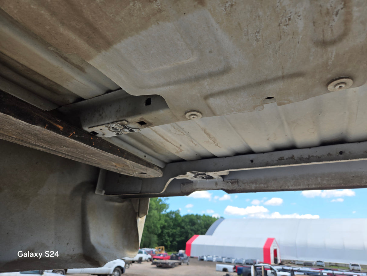 2007-2013 Chevrolet Silverado 1500 2500 3500 HD 8' Long Truck Bed