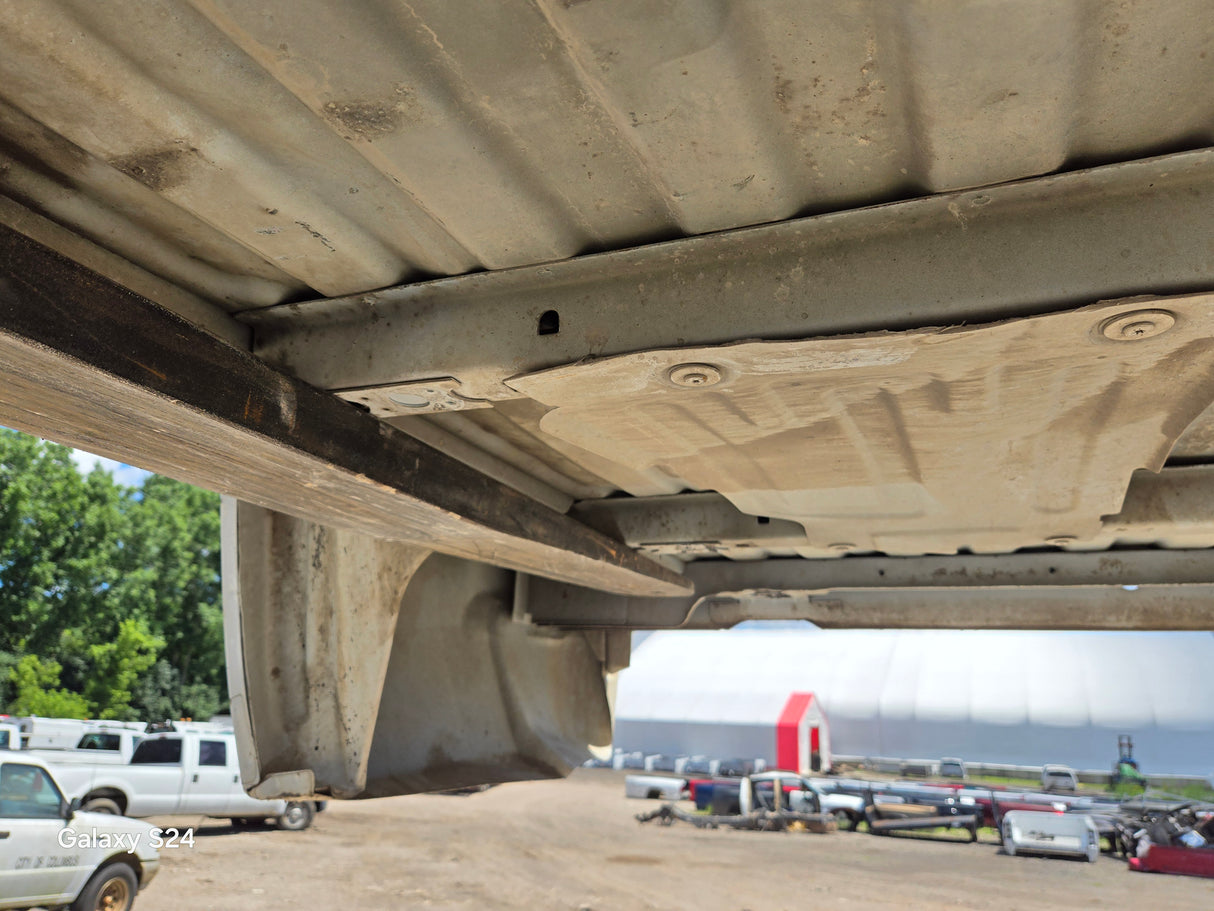 2007-2013 Chevrolet Silverado 1500 2500 3500 HD 8' Long Truck Bed