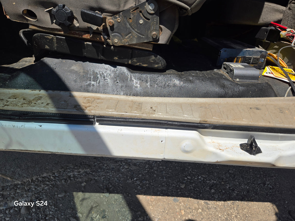 2008-2010 Ford Super Duty F250 F350 F450 F550 Extended Cab