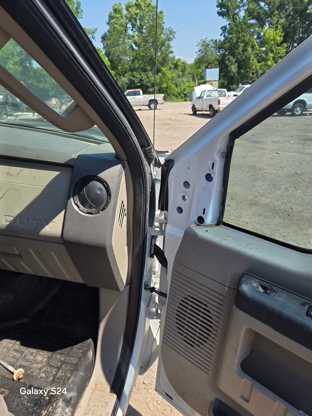 2008-2010 Ford Super Duty F250 F350 F450 F550 Extended Cab