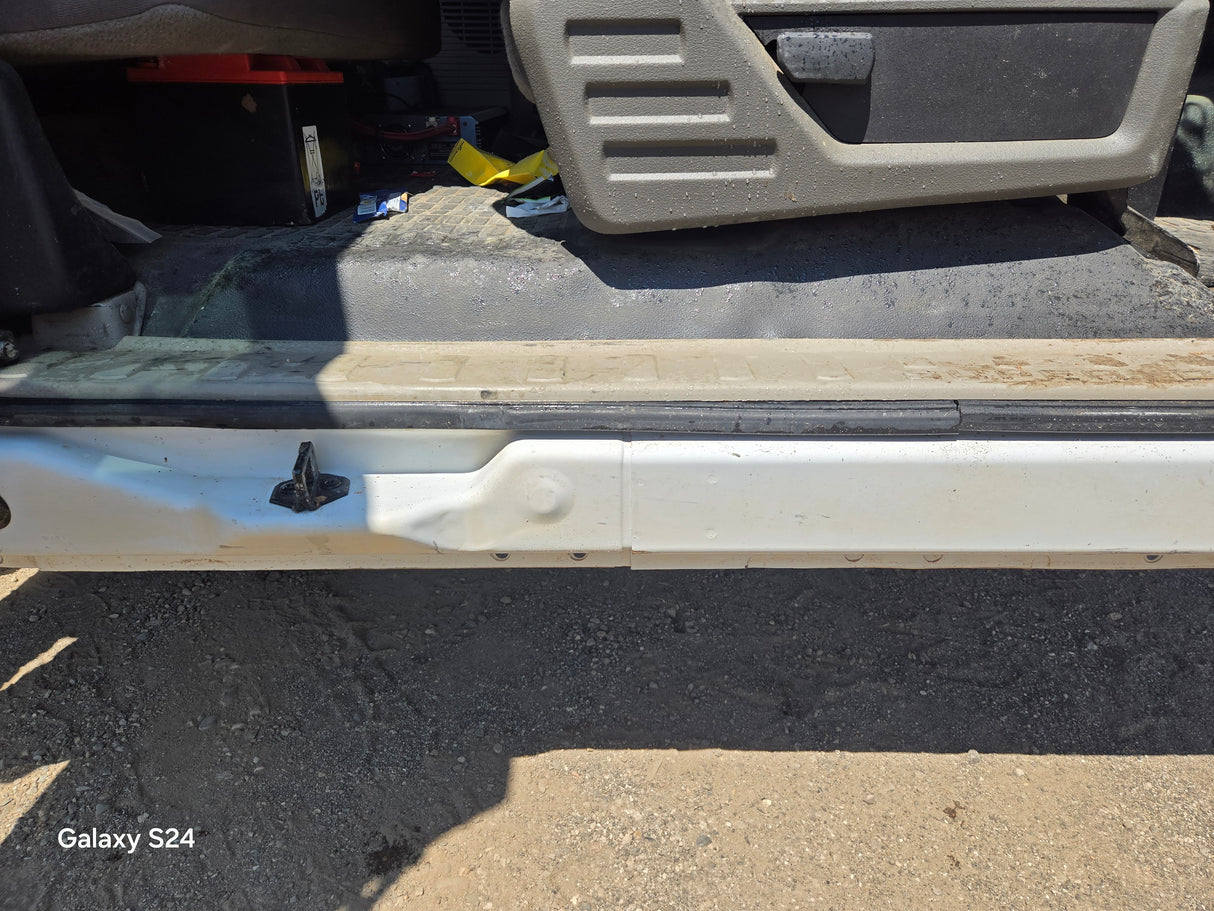 2008-2010 Ford Super Duty F250 F350 F450 F550 Extended Cab