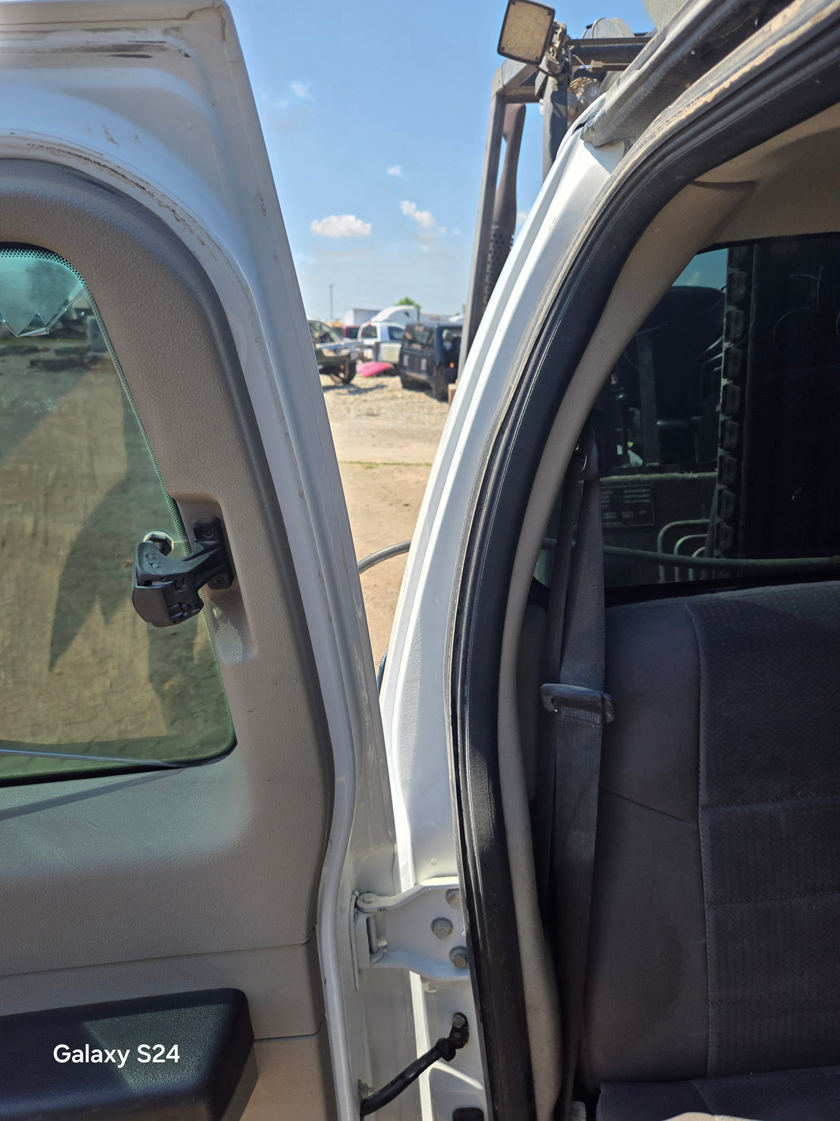 2008-2010 Ford Super Duty F250 F350 F450 F550 Extended Cab