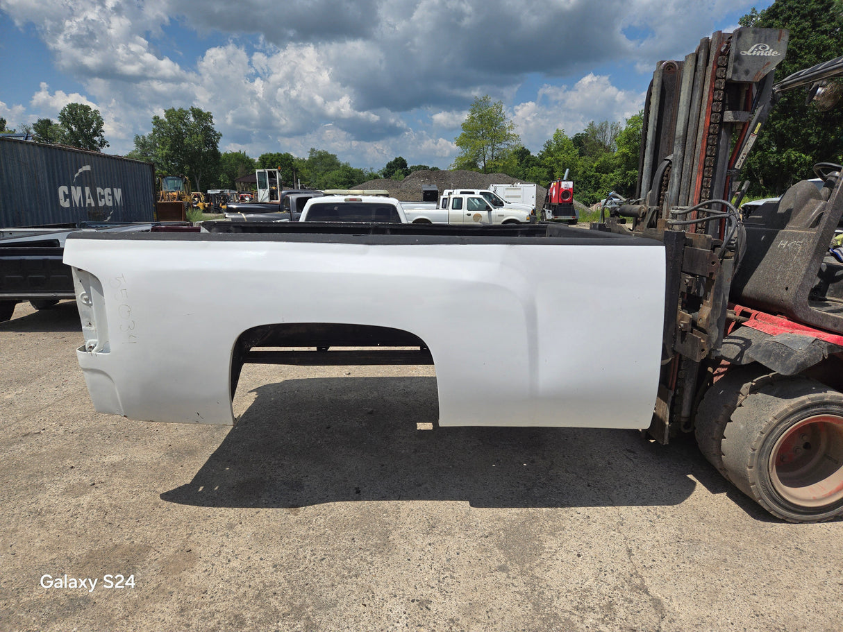 2007-2013 Chevrolet Silverado 1500 2500 3500 HD 8' Long Truck Bed
