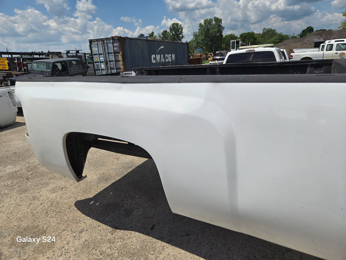 2007-2013 Chevrolet Silverado 1500 2500 3500 HD 8' Long Truck Bed