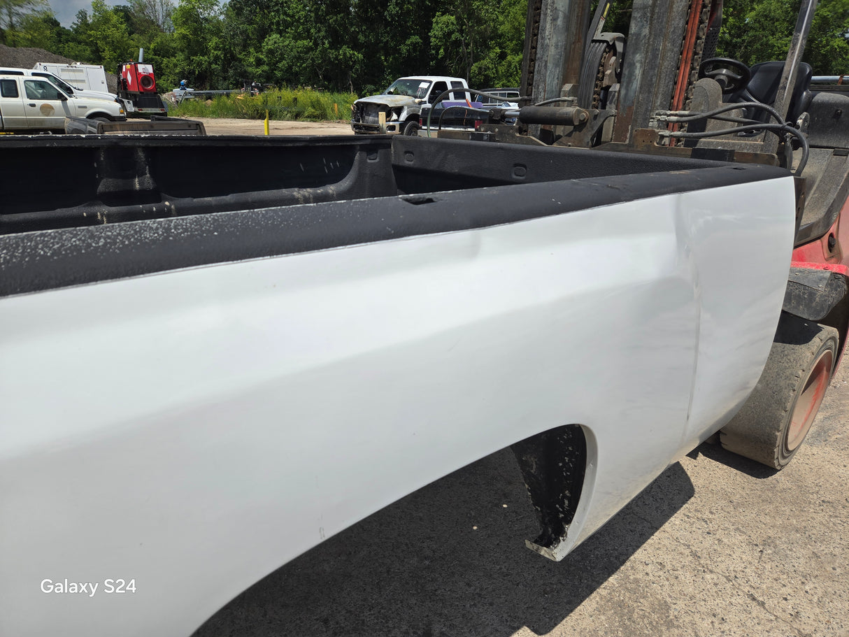 2007-2013 Chevrolet Silverado 1500 2500 3500 HD 8' Long Truck Bed